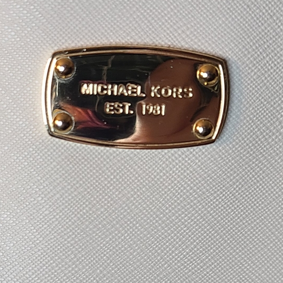 EUC Michael Kors tote bag - Picture 2 of 16